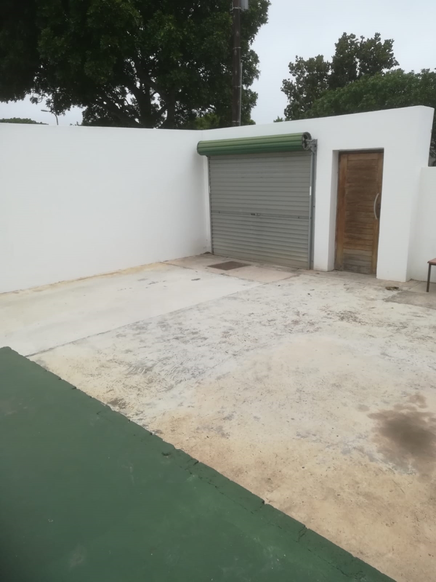 6 Bedroom Property for Sale in Cotswold Eastern Cape
